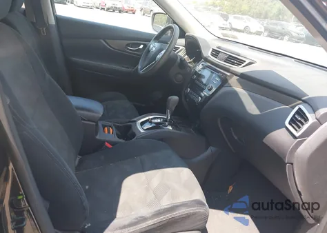 2015 Nissan Rogue Sv z USA, uszkodzony, nr VIN 5N1AT2MV8FC899870